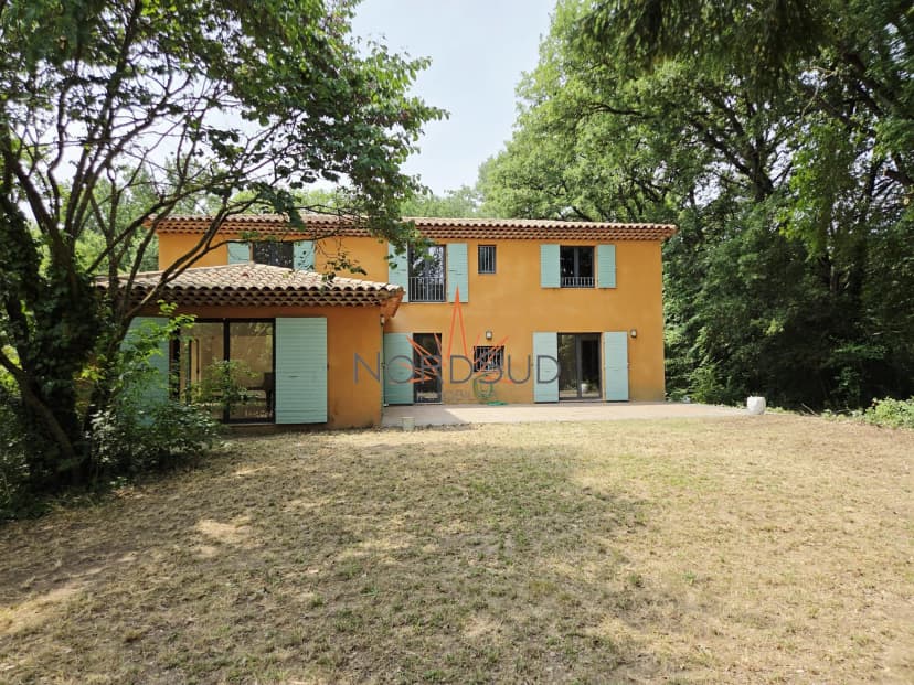 thumbnail of estate's photo