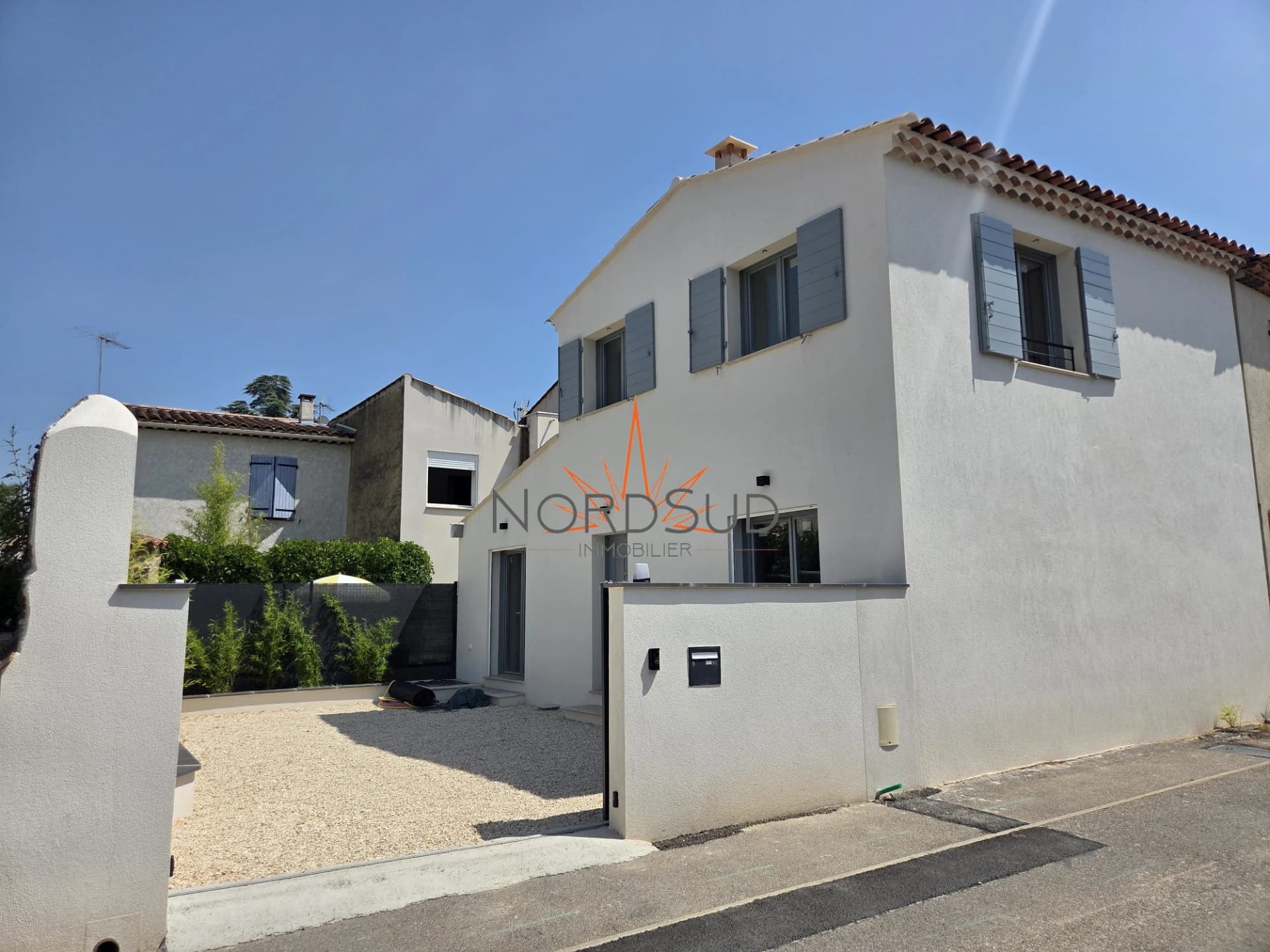 photo estate n°725022